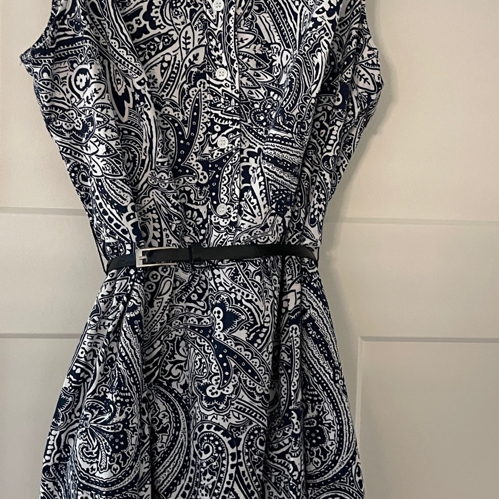 Elegant Black and White Paisley Dress Size 10